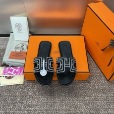 Hermes Slippers